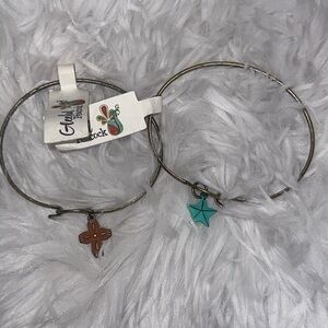 Hand Painted Charm Bracelet lot of 2 Rustic Cross & Nautical Star Turquoise Blue